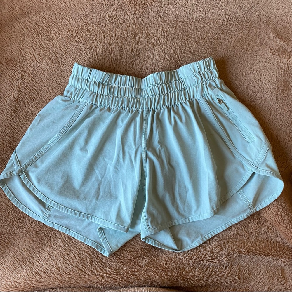 LULULEMON hotty hot shorts mid waisted in Ice Blue